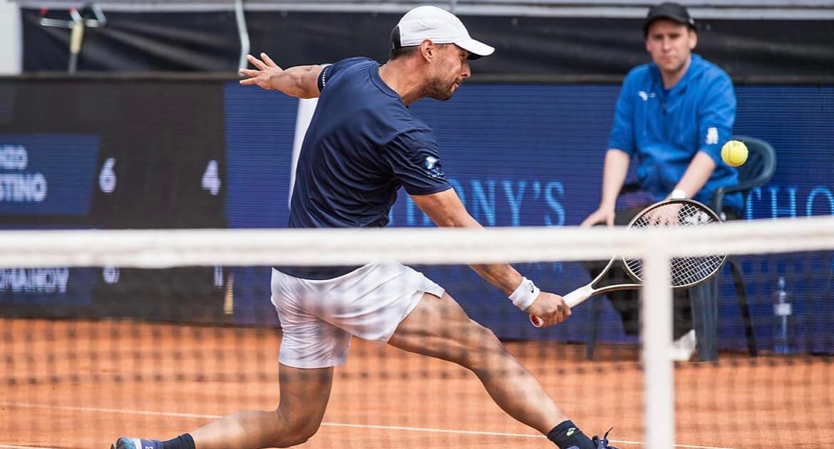 Zagreb Open, първи кръгДимитър Кузманов – Вит Копжива 4-6, 6-1,